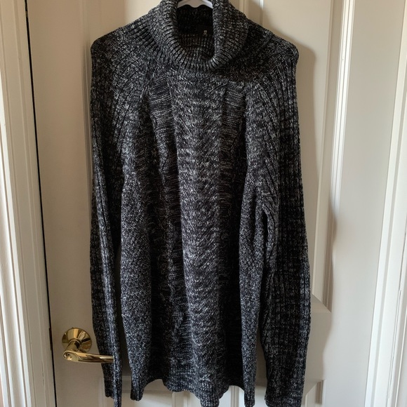Express Cable Turtleneck Sweater Men - Picture 1 of 8